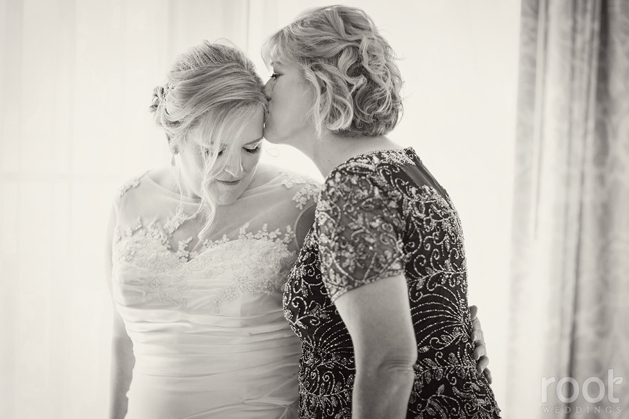 Catie + Amanda : Swan and Dolphin Wedding